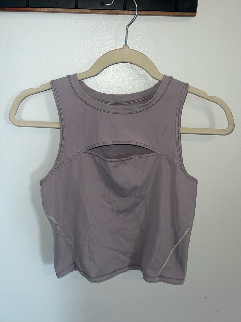 Lululemon Cropped Athletic Tank Top - Dark Lavender